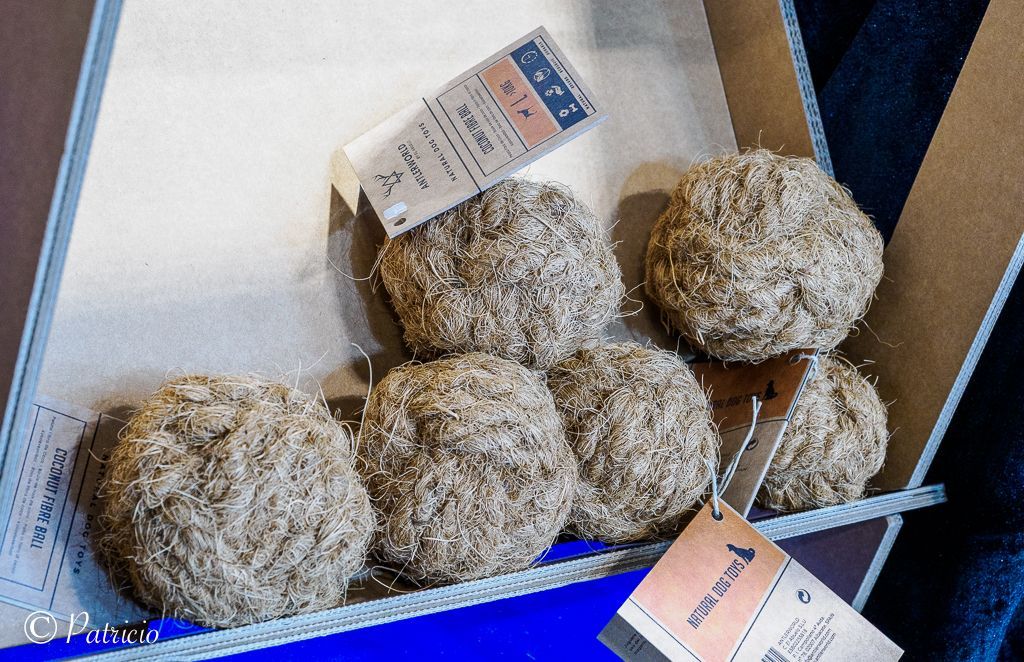 pelota de fibra de coco antleworld